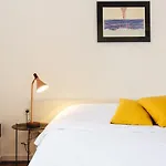 Cosy Apartment Close To The Beach And City Centre Porec